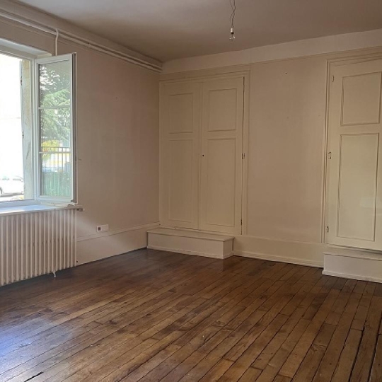  DUCASTEL IMMOBILIER : Appartement | MACON (71000) | 160 m2 | 900 € 