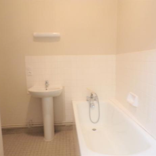  DUCASTEL IMMOBILIER : Appartement | MACON (71000) | 160 m2 | 900 € 