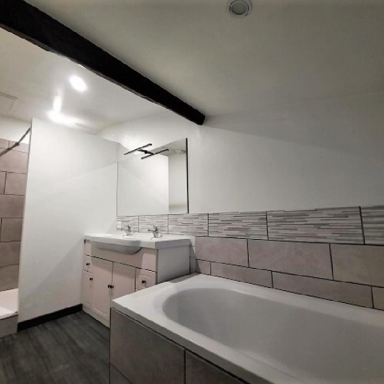  DUCASTEL IMMOBILIER : Appartement | MACON (71000) | 82 m2 | 745 € 