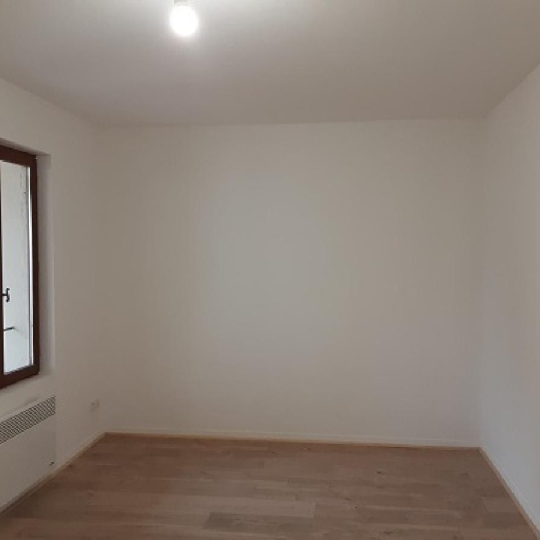  DUCASTEL IMMOBILIER : Appartement | SALORNAY-SUR-GUYE (71250) | 90 m2 | 775 € 