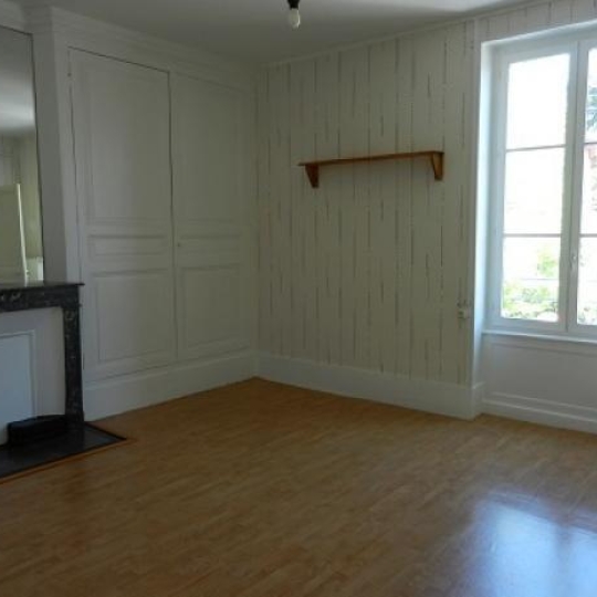  DUCASTEL IMMOBILIER : Appartement | MACON (71000) | 61 m2 | 450 € 