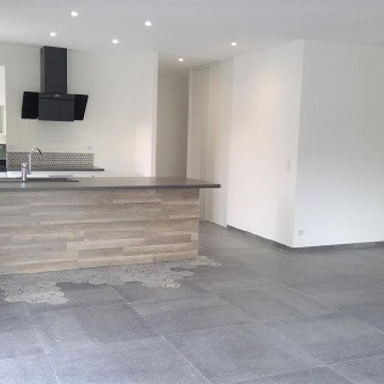 DUCASTEL IMMOBILIER : House | PERONNE (71260) | 115.00m2 | 1 218 € 