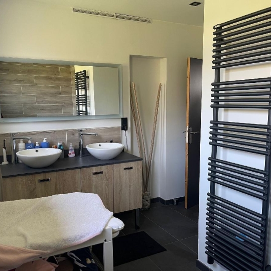  DUCASTEL IMMOBILIER : Autres | BUSSIERES (71960) | 106 m2 | 1 135 € 