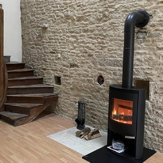 DUCASTEL IMMOBILIER : Appartement | VIRE (71260) | 65 m2 | 630 € 