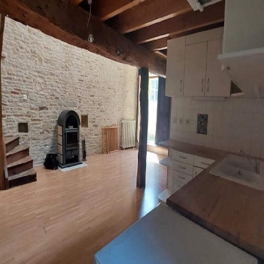  DUCASTEL IMMOBILIER : Appartement | VIRE (71260) | 65 m2 | 630 € 