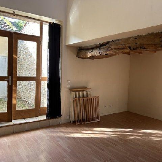 DUCASTEL IMMOBILIER : Appartement | VIRE (71260) | 65.00m2 | 660 € 