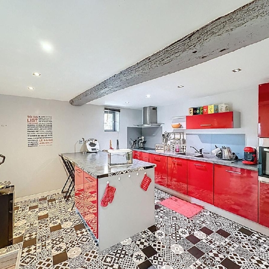  Annonces MACON : Maison / Villa | LA ROCHE-VINEUSE (71960) | 135 m2 | 190 000 &euro; 