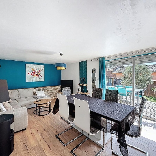  Annonces MACON : Maison / Villa | LA ROCHE-VINEUSE (71960) | 135 m2 | 190 000 &euro; 