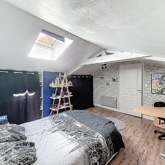  Annonces MACON : Maison / Villa | LA ROCHE-VINEUSE (71960) | 135 m2 | 190 000 &euro; 