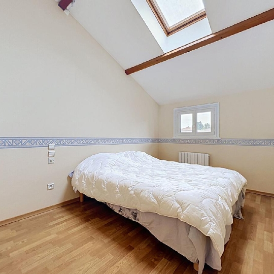  Annonces MACON : Maison / Villa | SENOZAN (71260) | 166 m2 | 332 800 &euro; 