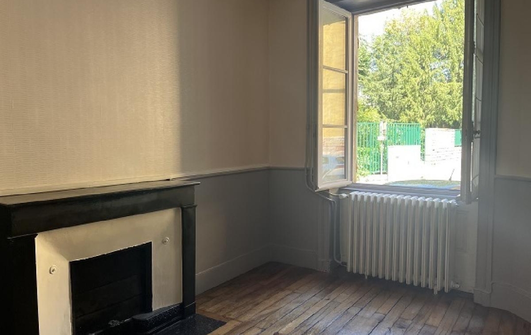 DUCASTEL IMMOBILIER : Appartement | MACON (71000) | 160 m2 | 900 € 