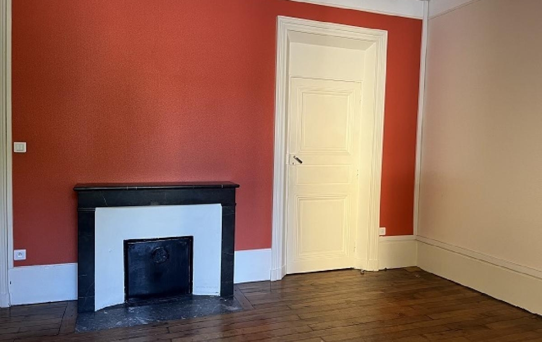 DUCASTEL IMMOBILIER : Appartement | MACON (71000) | 160 m2 | 900 € 