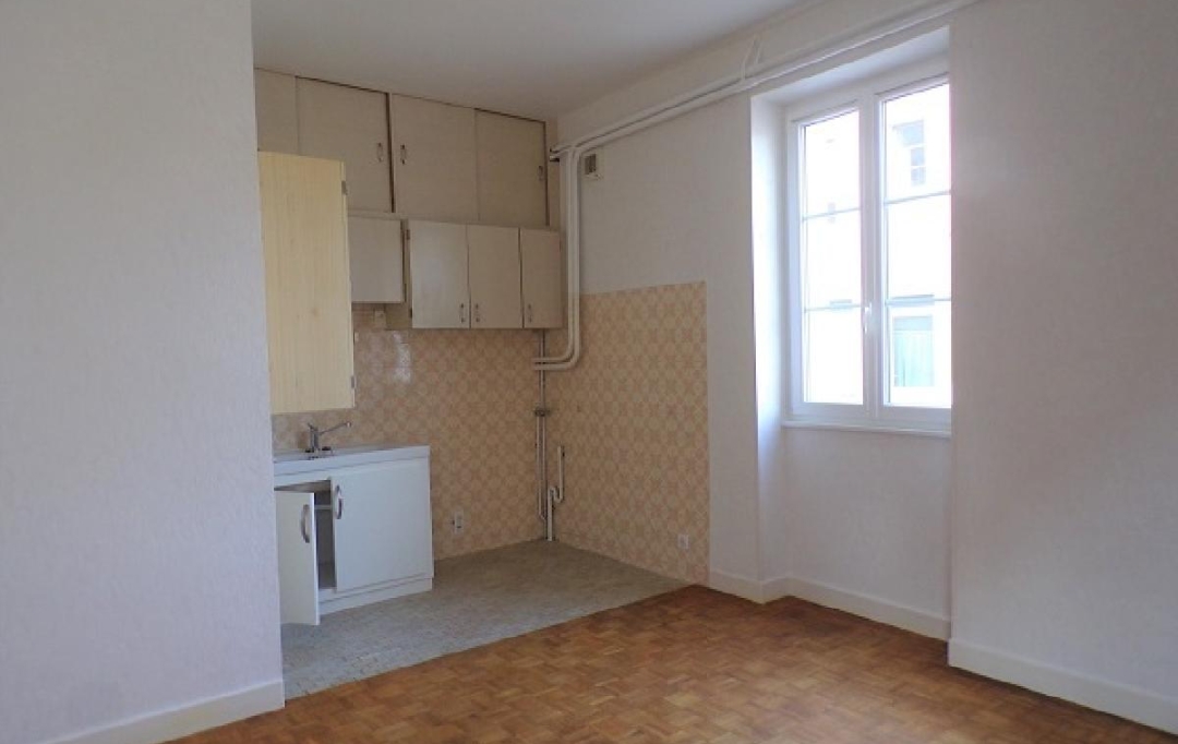 DUCASTEL IMMOBILIER : Appartement | SALORNAY-SUR-GUYE (71250) | 44 m2 | 440 € 