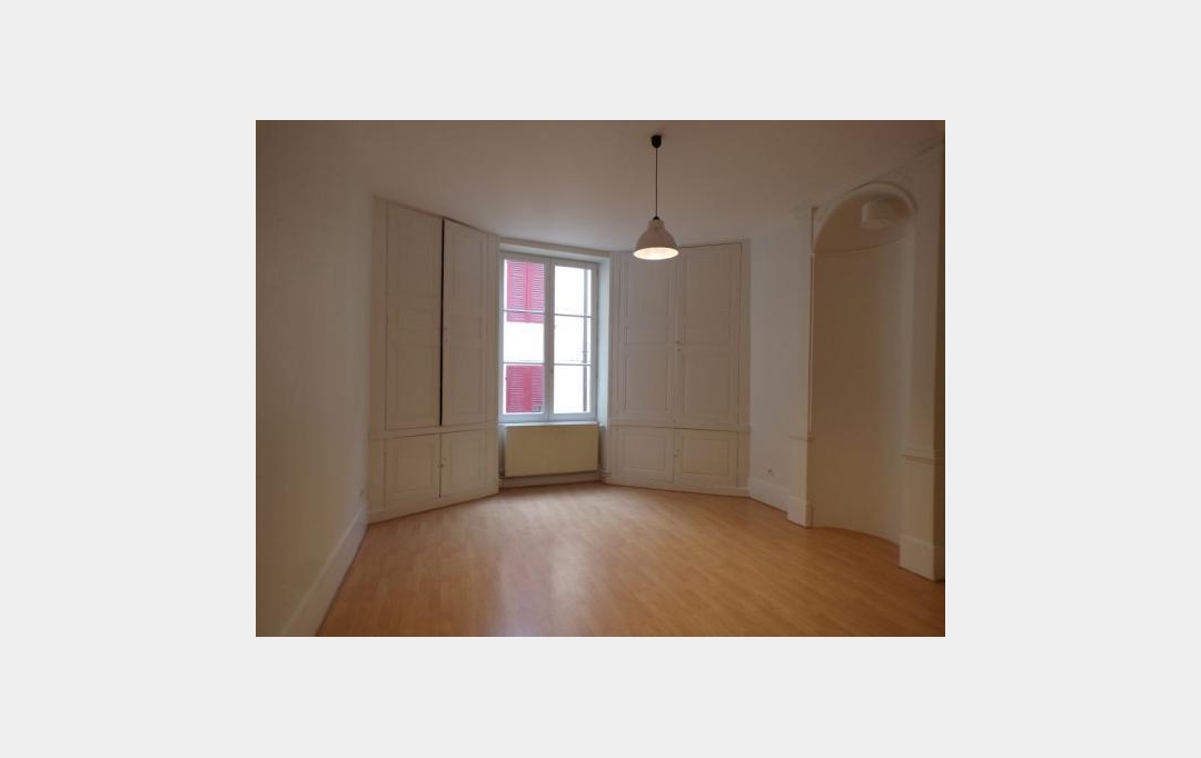 DUCASTEL IMMOBILIER : Appartement | MACON (71000) | 101 m2 | 590 € 