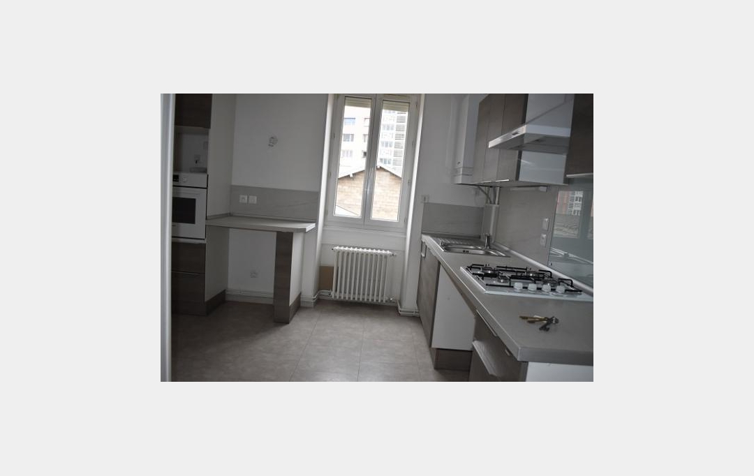 DUCASTEL IMMOBILIER : Appartement | MACON (71000) | 78 m2 | 784 € 