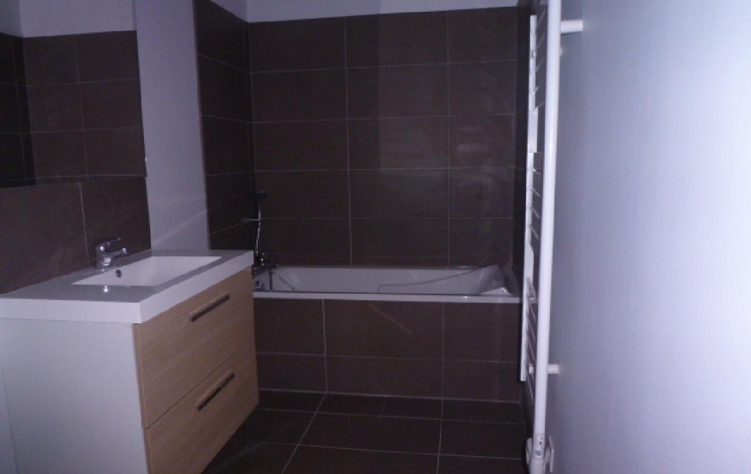 DUCASTEL IMMOBILIER : Appartement | MACON (71000) | 79 m2 | 672 € 