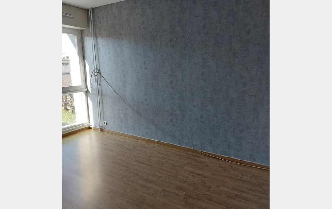 DUCASTEL IMMOBILIER : Appartement | MACON (71000) | 68 m2 | 700 € 