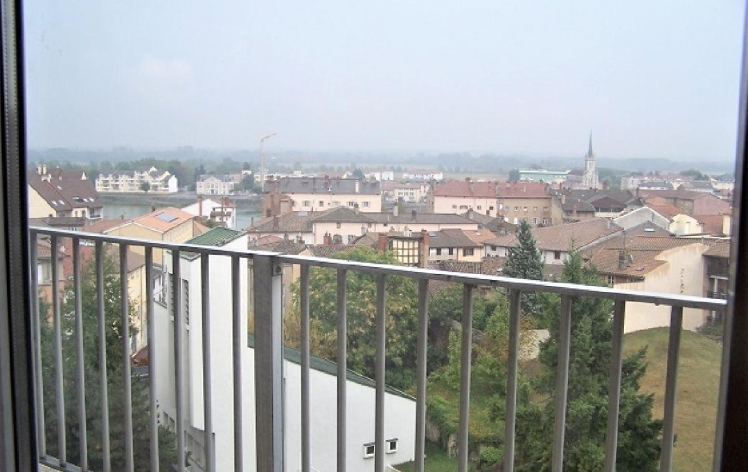 DUCASTEL IMMOBILIER : Appartement | MACON (71000) | 63 m2 | 718 € 