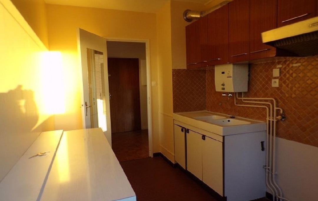 DUCASTEL IMMOBILIER : Appartement | MACON (71000) | 63 m2 | 718 € 
