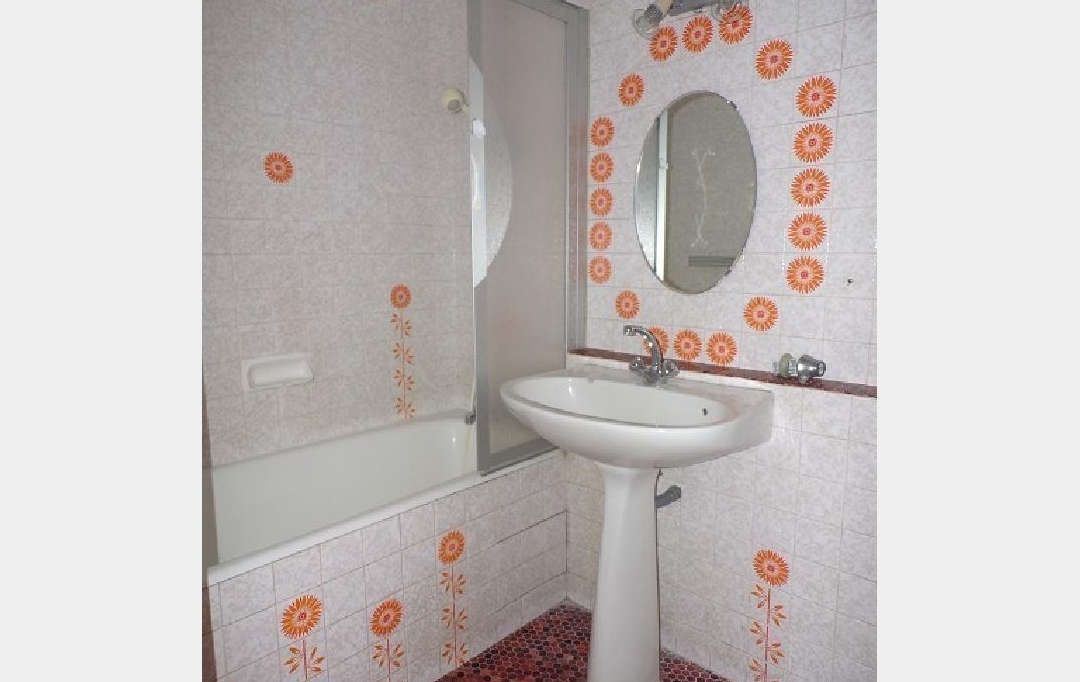 DUCASTEL IMMOBILIER : Appartement | MACON (71000) | 63 m2 | 718 € 