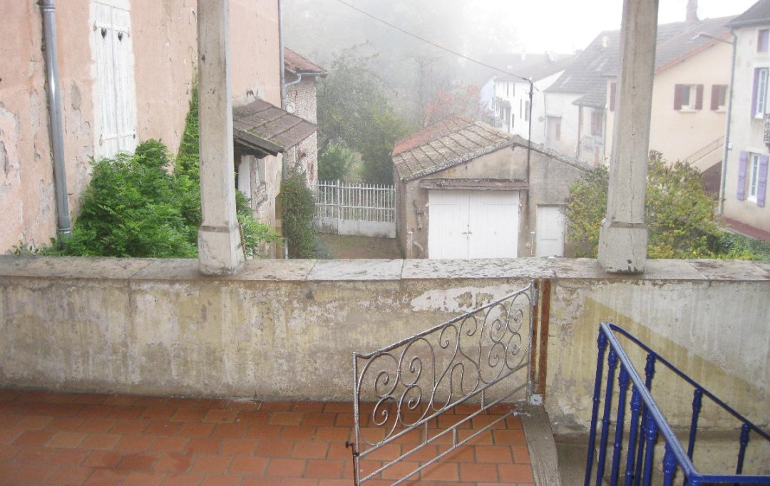 DUCASTEL IMMOBILIER : Appartement | SALORNAY-SUR-GUYE (71250) | 87 m2 | 546 € 