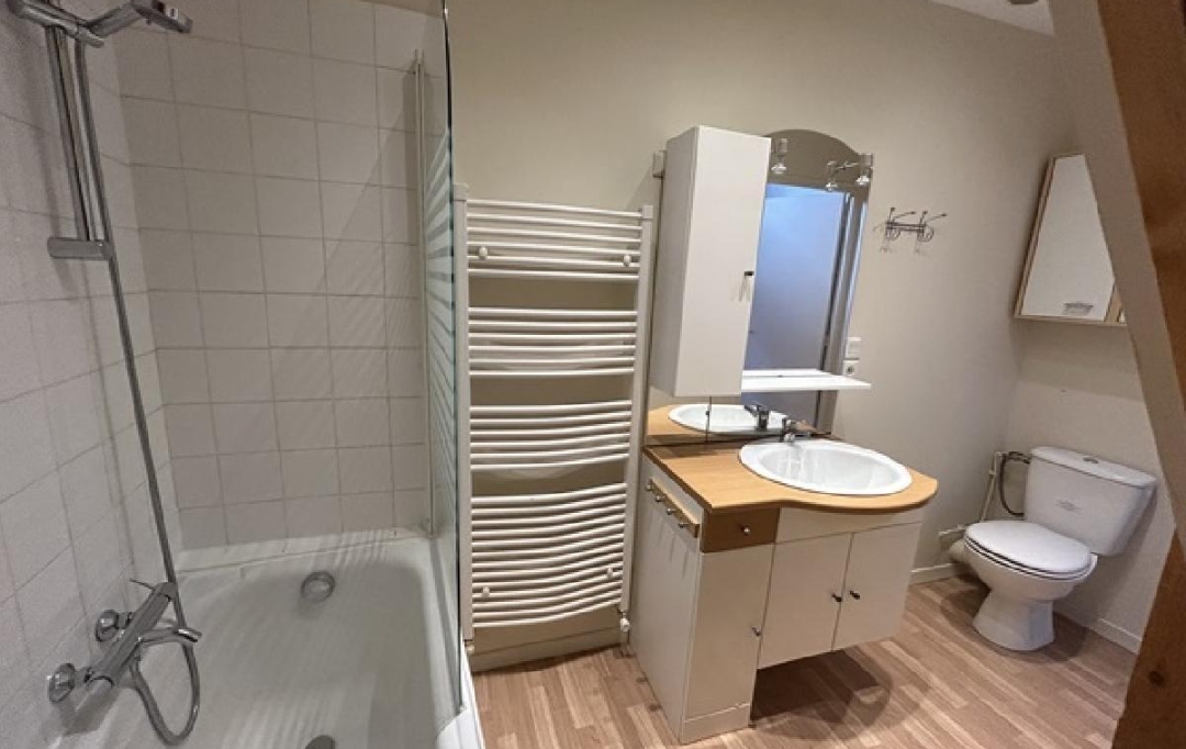 DUCASTEL IMMOBILIER : Appartement | VIRE (71260) | 65 m2 | 630 € 