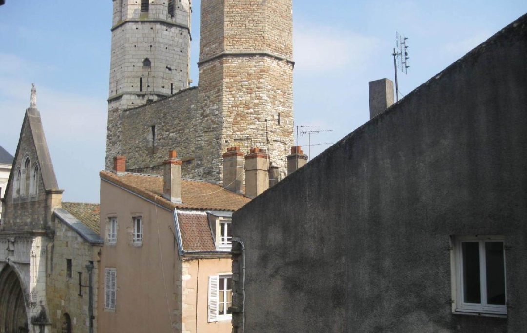 DUCASTEL IMMOBILIER : Appartement | MACON (71000) | 52 m2 | 530 € 