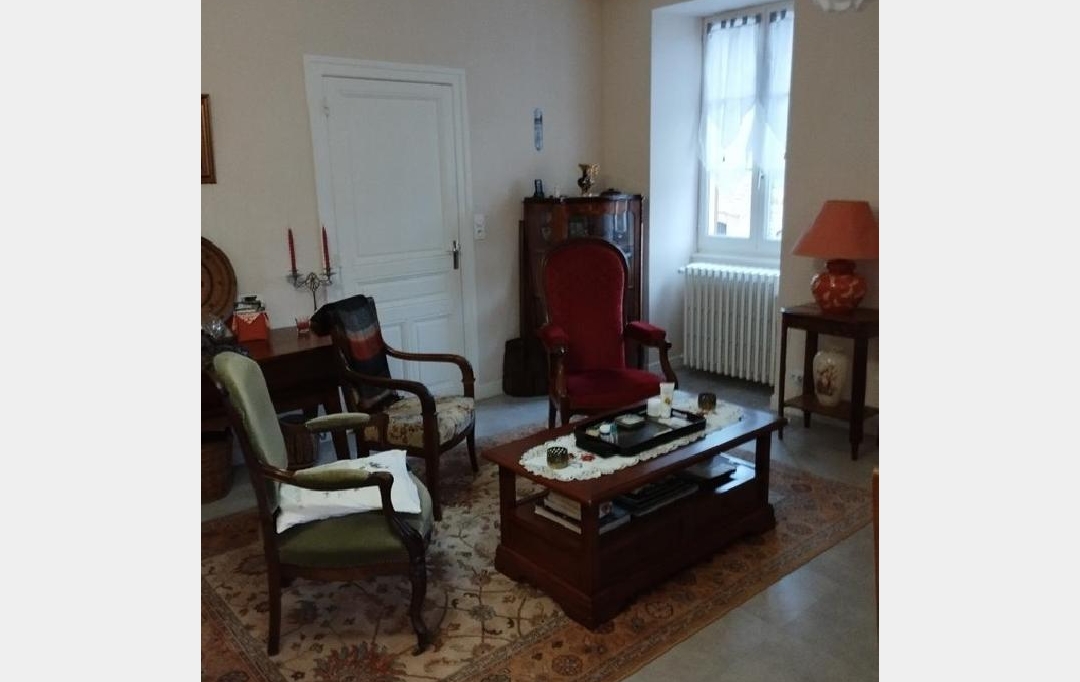 DUCASTEL IMMOBILIER : Maison / Villa | SALORNAY-SUR-GUYE (71250) | 113 m2 | 720 € 