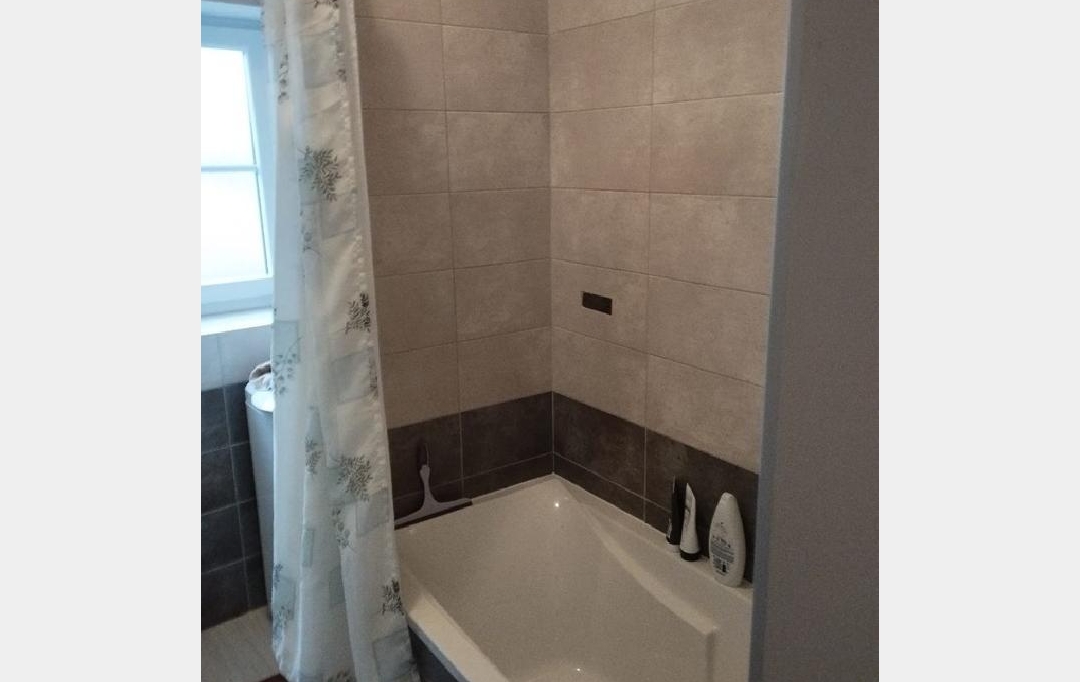 DUCASTEL IMMOBILIER : Maison / Villa | SALORNAY-SUR-GUYE (71250) | 113 m2 | 720 € 