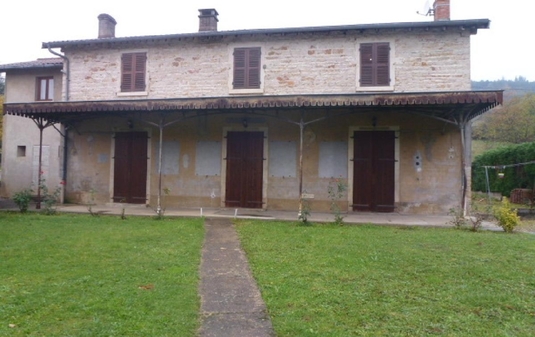 DUCASTEL IMMOBILIER : Maison / Villa | LA ROCHE-VINEUSE (71960) | 166 m2 | 900 € 