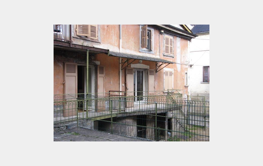 DUCASTEL IMMOBILIER : Immeuble | BEAUJEU (69430) | 565 m2 | 450 000 € 