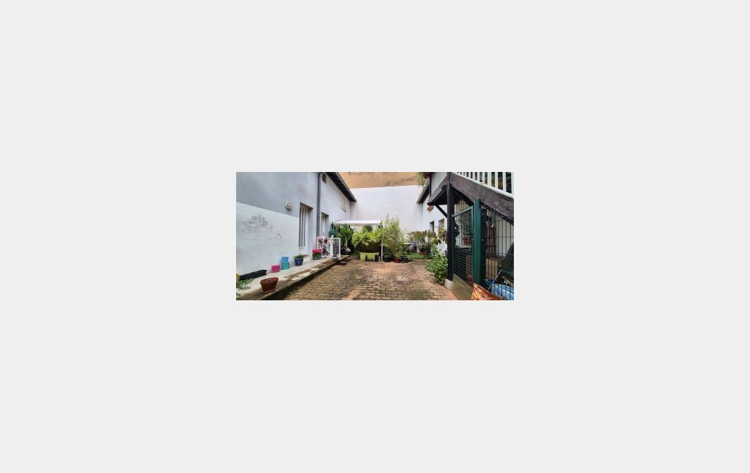 DUCASTEL IMMOBILIER : Building | MACON (71000) | 200 m2 | 320 000 € 