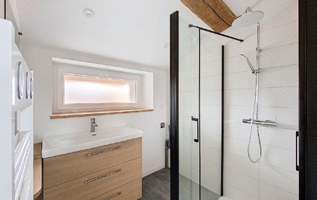 Annonces MACON : Maison / Villa | IGE (71960) | 66 m2 | 850 &euro; 