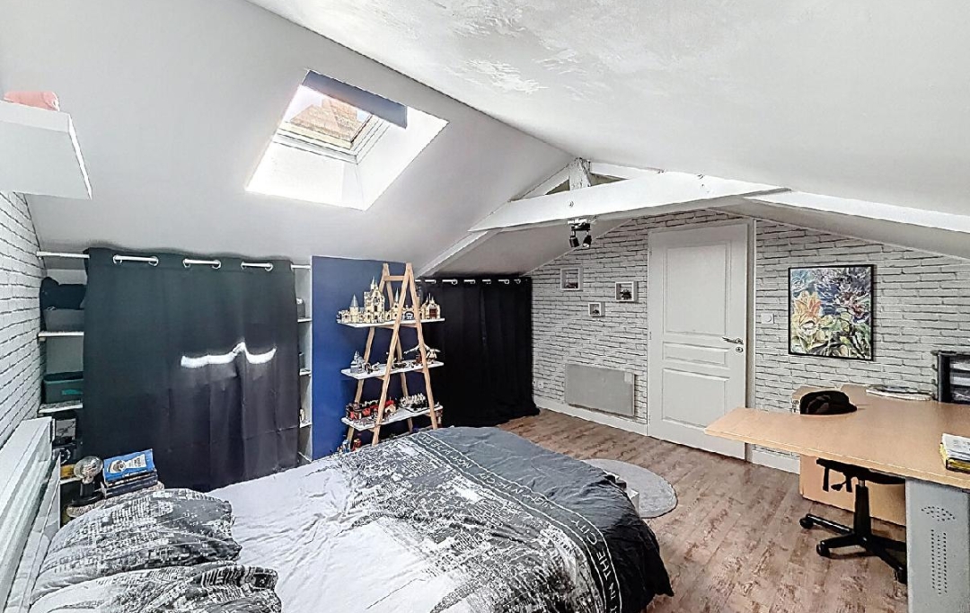 Annonces MACON : Maison / Villa | LA ROCHE-VINEUSE (71960) | 135 m2 | 190 000 &euro; 
