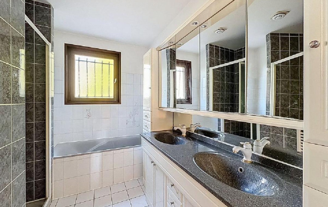 Annonces MACON : Maison / Villa | CRECHES-SUR-SAONE (71680) | 150 m2 | 289 500 &euro; 