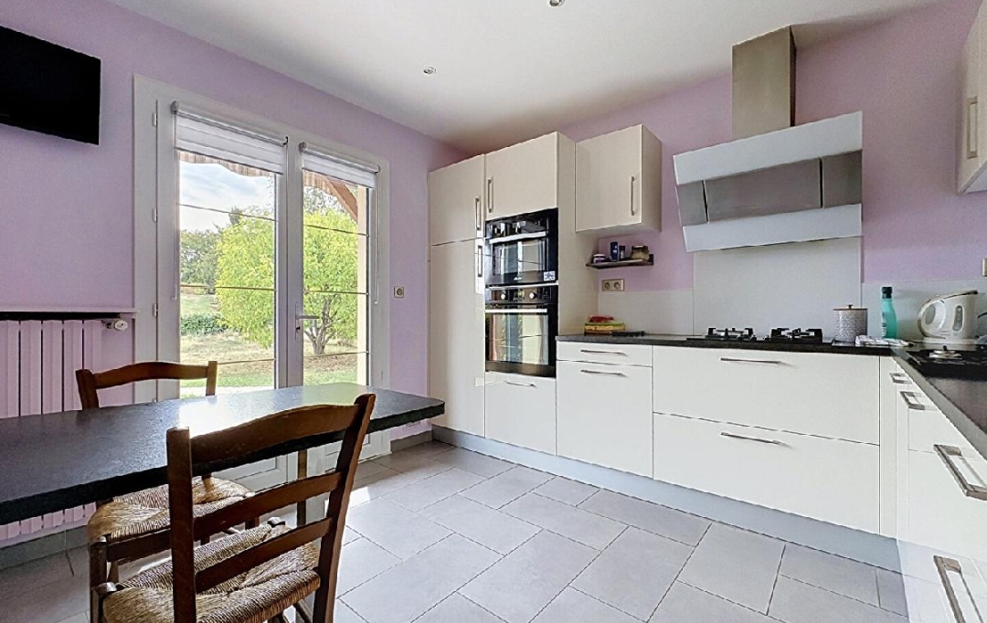 Annonces MACON : Maison / Villa | SENOZAN (71260) | 166 m2 | 332 800 &euro; 