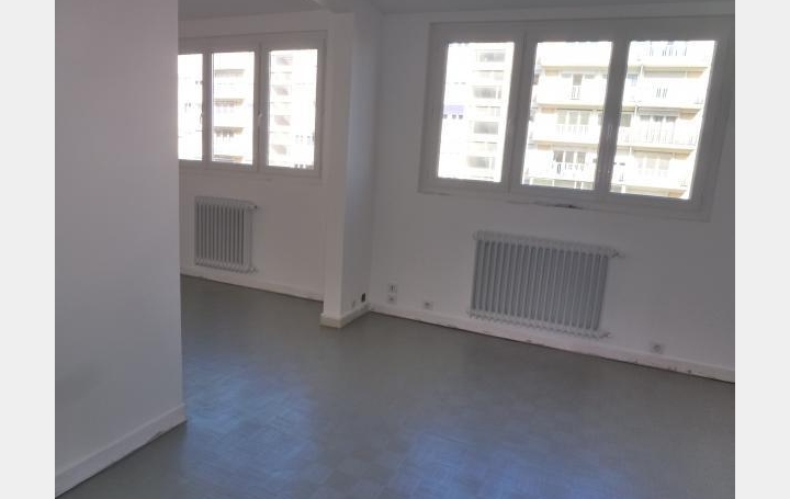 DUCASTEL IMMOBILIER : Appartement | MACON (71000) | 70 m2 | 702 € 