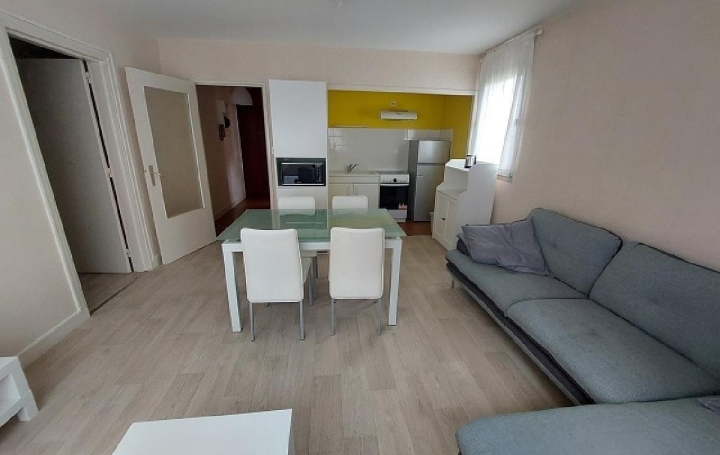 Appartement P2   CHARNAY-LES-MACON  42 m2 630 € 