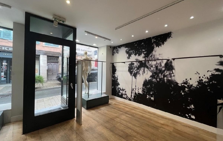  DUCASTEL IMMOBILIER Local / Bureau | MACON (71000) | 43 m2 | 850 € 