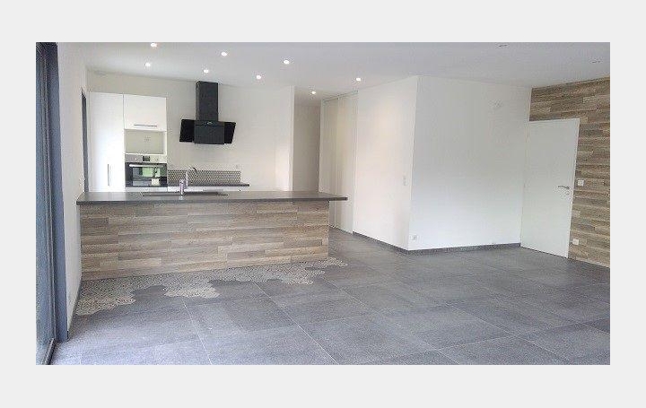  DUCASTEL IMMOBILIER Autres | IGE (71960) | 115 m2 | 1 200 € 