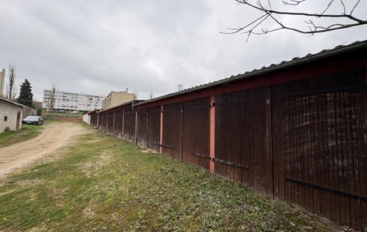  DUCASTEL IMMOBILIER Garage / Parking | MACON (71000) | 15 m2 | 172 € 
