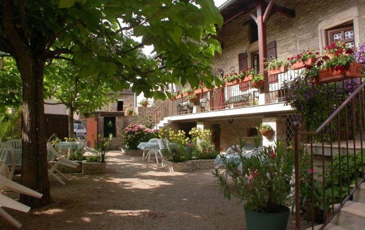  DUCASTEL IMMOBILIER Maison / Villa | AZE (71260) | 290 m2 | 449 000 € 