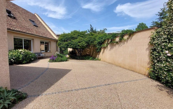  DUCASTEL IMMOBILIER Autres | MACON (71000) | 146 m2 | 450 000 € 